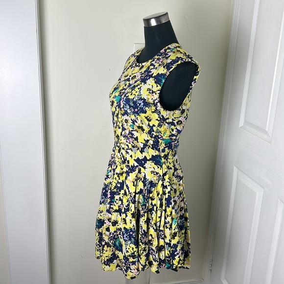 vintage Cottage Floral  Cute Drop Waist Dress Size 12 - Picture 11 of 11